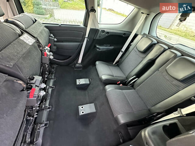 Серый Рено Гранд Сценик, объемом двигателя 1.6 л и пробегом 229 тыс. км за 10650 $, фото 89 на Automoto.ua