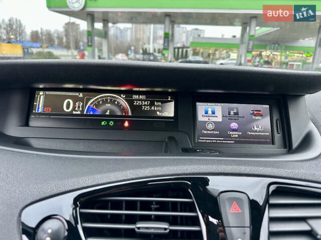 Сірий Рено Гранд Сценік, об'ємом двигуна 1.5 л та пробігом 225 тис. км за 10899 $, фото 38 на Automoto.ua