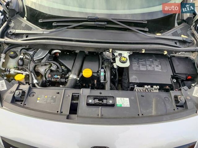 Рено Гранд Сценик 2013 в Черкассах на Automoto.ua Серый Рено Гранд Сценик, объемом двигателя 1.5 л и пробегом 254 тыс. км за 8650 $, фото 37 на Automoto.ua