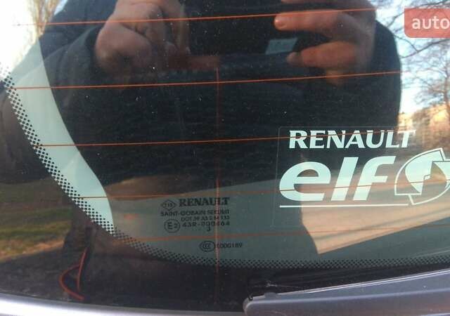 Серый Рено Гранд Сценик, объемом двигателя 1.5 л и пробегом 260 тыс. км за 10000 $, фото 14 на Automoto.ua