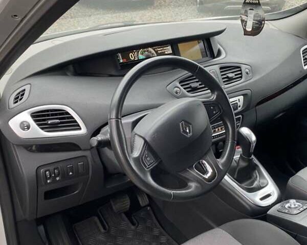 Сірий Рено Гранд Сценік, об'ємом двигуна 1.5 л та пробігом 207 тис. км за 9250 $, фото 14 на Automoto.ua