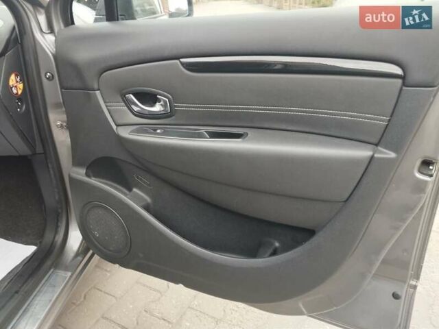Серый Рено Гранд Сценик, объемом двигателя 1.5 л и пробегом 219 тыс. км за 9900 $, фото 15 на Automoto.ua
