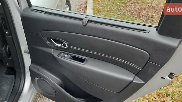 Серый Рено Гранд Сценик, объемом двигателя 1.46 л и пробегом 223 тыс. км за 11199 $, фото 24 на Automoto.ua