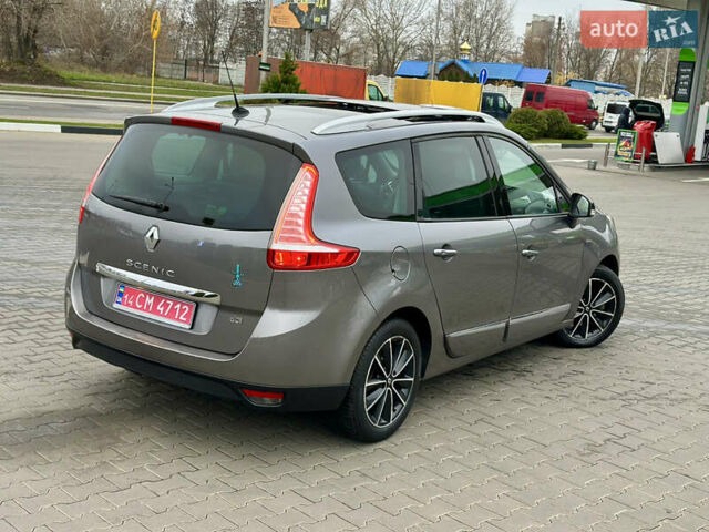 Сірий Рено Гранд Сценік, об'ємом двигуна 1.5 л та пробігом 225 тис. км за 10899 $, фото 9 на Automoto.ua