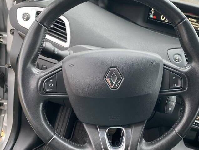 Сірий Рено Гранд Сценік, об'ємом двигуна 1.5 л та пробігом 207 тис. км за 9250 $, фото 10 на Automoto.ua
