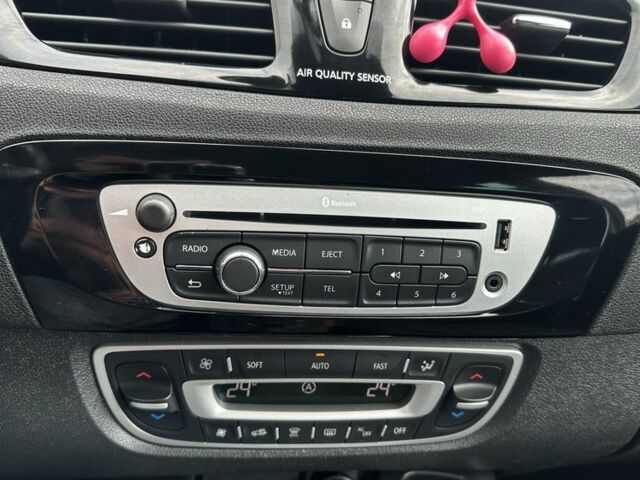 Сірий Рено Гранд Сценік, об'ємом двигуна 1.6 л та пробігом 222 тис. км за 8900 $, фото 20 на Automoto.ua