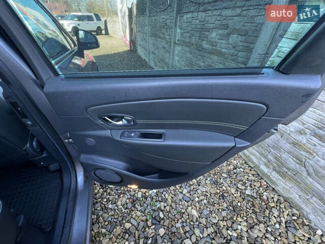 Серый Рено Гранд Сценик, объемом двигателя 1.6 л и пробегом 220 тыс. км за 9299 $, фото 27 на Automoto.ua