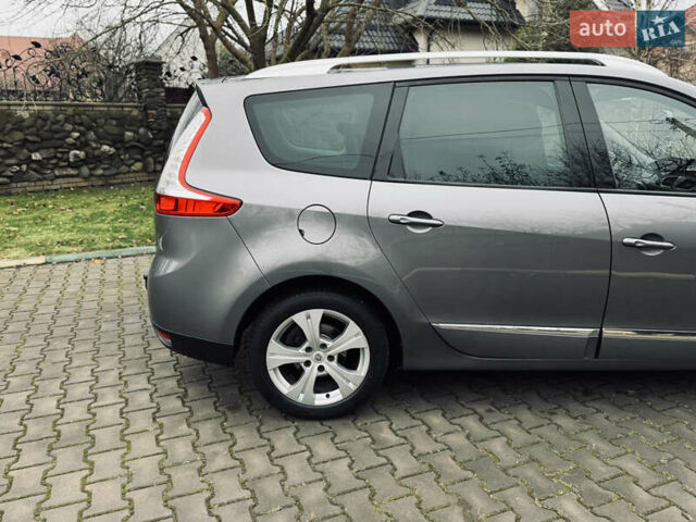 Сірий Рено Гранд Сценік, об'ємом двигуна 1.6 л та пробігом 280 тис. км за 9400 $, фото 16 на Automoto.ua