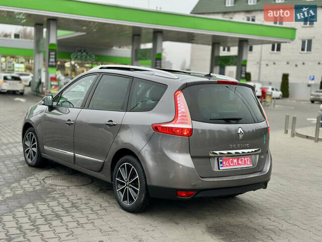 Сірий Рено Гранд Сценік, об'ємом двигуна 1.5 л та пробігом 225 тис. км за 10899 $, фото 24 на Automoto.ua