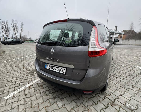 Сірий Рено Гранд Сценік, об'ємом двигуна 1.6 л та пробігом 251 тис. км за 9300 $, фото 10 на Automoto.ua