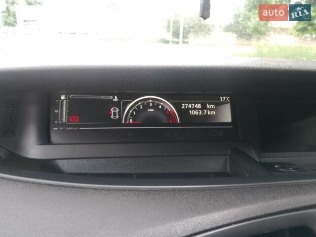 Серый Рено Гранд Сценик, объемом двигателя 1.46 л и пробегом 275 тыс. км за 7900 $, фото 9 на Automoto.ua