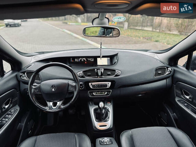 Сірий Рено Гранд Сценік, об'ємом двигуна 1.6 л та пробігом 280 тис. км за 9400 $, фото 26 на Automoto.ua