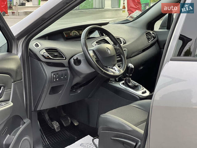 Сірий Рено Гранд Сценік, об'ємом двигуна 1.5 л та пробігом 210 тис. км за 10000 $, фото 56 на Automoto.ua