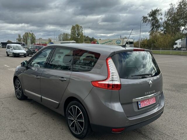 Сірий Рено Гранд Сценік, об'ємом двигуна 1.6 л та пробігом 222 тис. км за 8900 $, фото 3 на Automoto.ua