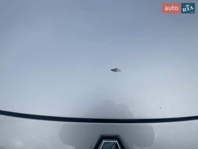 Серый Рено Гранд Сценик, объемом двигателя 1.5 л и пробегом 238 тыс. км за 8300 $, фото 3 на Automoto.ua