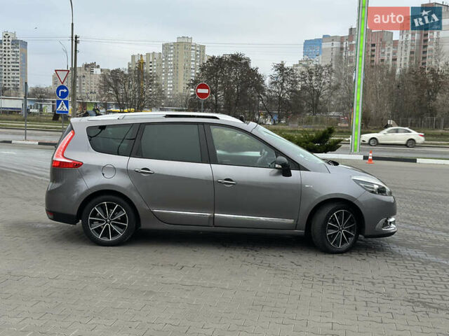 Сірий Рено Гранд Сценік, об'ємом двигуна 1.5 л та пробігом 225 тис. км за 10899 $, фото 11 на Automoto.ua