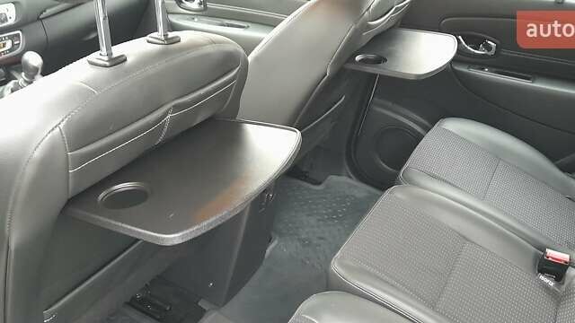 Серый Рено Гранд Сценик, объемом двигателя 1.46 л и пробегом 223 тыс. км за 11199 $, фото 27 на Automoto.ua