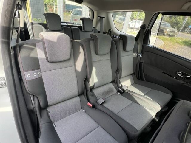 Сірий Рено Гранд Сценік, об'ємом двигуна 1.6 л та пробігом 194 тис. км за 8777 $, фото 13 на Automoto.ua