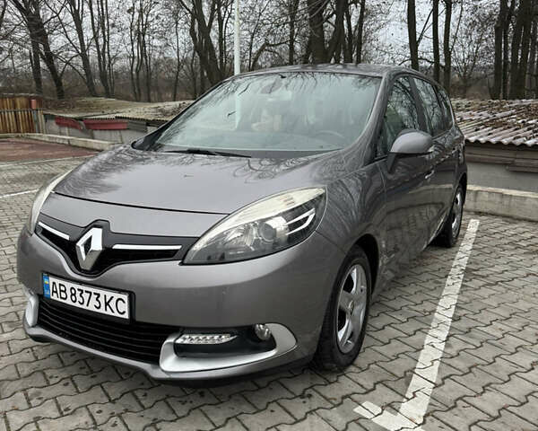 Сірий Рено Гранд Сценік, об'ємом двигуна 1.6 л та пробігом 251 тис. км за 9300 $, фото 19 на Automoto.ua