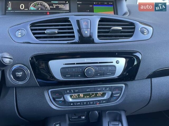 Серый Рено Гранд Сценик, объемом двигателя 1.6 л и пробегом 219 тыс. км за 10170 $, фото 42 на Automoto.ua