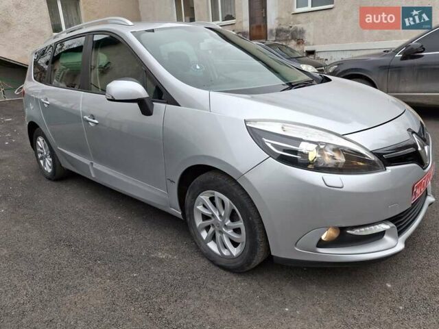 Серый Рено Гранд Сценик, объемом двигателя 1.5 л и пробегом 263 тыс. км за 8600 $, фото 1 на Automoto.ua