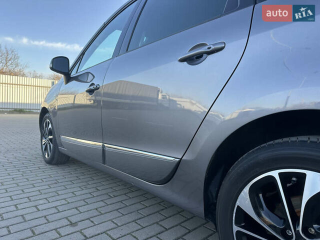 Серый Рено Гранд Сценик, объемом двигателя 1.5 л и пробегом 173 тыс. км за 10999 $, фото 8 на Automoto.ua