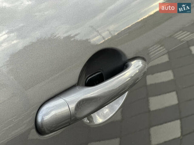 Серый Рено Гранд Сценик, объемом двигателя 1.6 л и пробегом 224 тыс. км за 10550 $, фото 55 на Automoto.ua