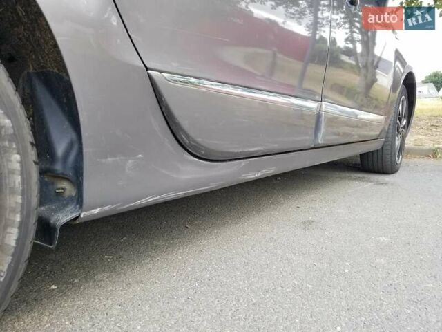 Серый Рено Гранд Сценик, объемом двигателя 1.6 л и пробегом 259 тыс. км за 7500 $, фото 10 на Automoto.ua