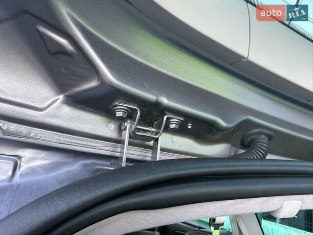 Серый Рено Гранд Сценик, объемом двигателя 1.5 л и пробегом 173 тыс. км за 10999 $, фото 52 на Automoto.ua