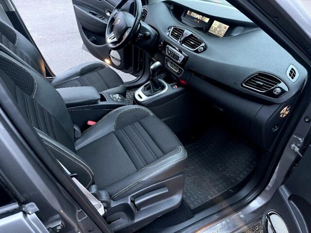 Сірий Рено Гранд Сценік, об'ємом двигуна 1.5 л та пробігом 179 тис. км за 9499 $, фото 22 на Automoto.ua