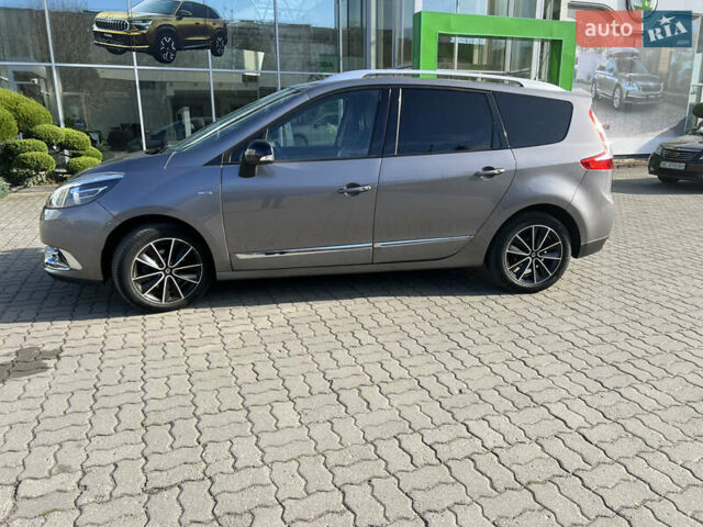 Серый Рено Гранд Сценик, объемом двигателя 1.5 л и пробегом 235 тыс. км за 10500 $, фото 8 на Automoto.ua