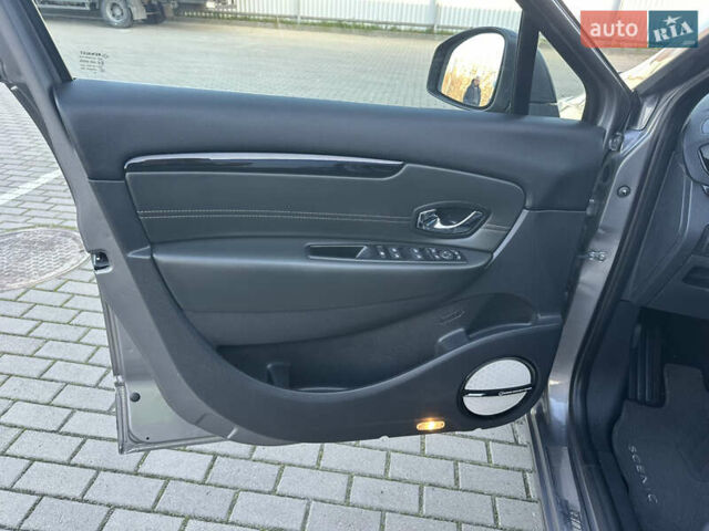 Серый Рено Гранд Сценик, объемом двигателя 1.5 л и пробегом 173 тыс. км за 10999 $, фото 28 на Automoto.ua