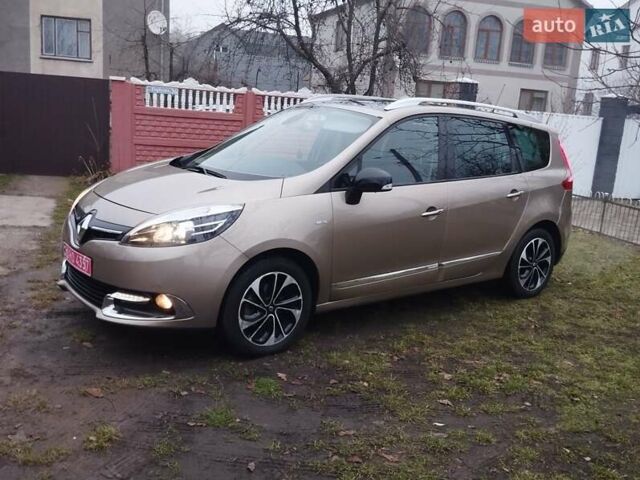 Серый Рено Гранд Сценик, объемом двигателя 1.5 л и пробегом 205 тыс. км за 10400 $, фото 6 на Automoto.ua