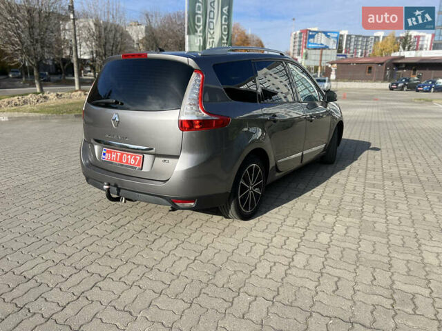 Серый Рено Гранд Сценик, объемом двигателя 1.5 л и пробегом 235 тыс. км за 10500 $, фото 11 на Automoto.ua