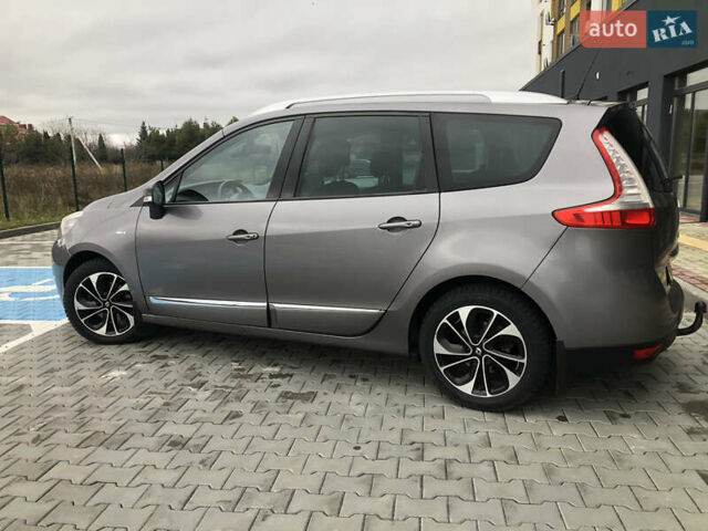 Серый Рено Гранд Сценик, объемом двигателя 1.6 л и пробегом 240 тыс. км за 9999 $, фото 6 на Automoto.ua