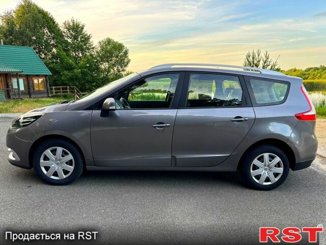 Серый Рено Гранд Сценик, объемом двигателя 1.5 л и пробегом 230 тыс. км за 9800 $, фото 2 на Automoto.ua