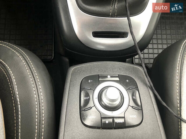 Серый Рено Гранд Сценик, объемом двигателя 1.6 л и пробегом 240 тыс. км за 9999 $, фото 28 на Automoto.ua