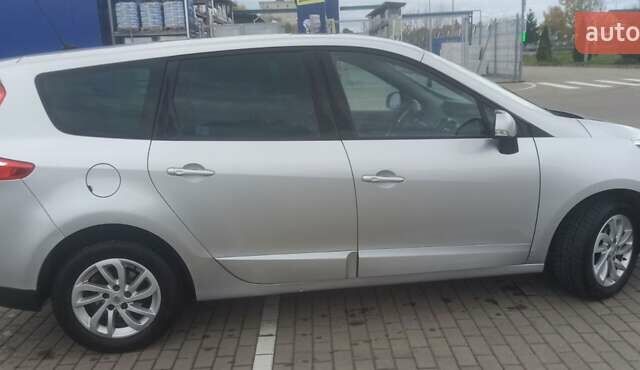 Сірий Рено Гранд Сценік, об'ємом двигуна 1.6 л та пробігом 264 тис. км за 8700 $, фото 4 на Automoto.ua