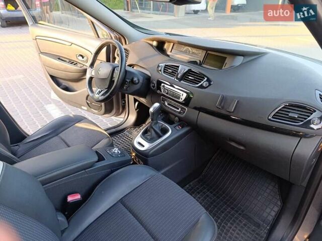 Серый Рено Гранд Сценик, объемом двигателя 1.46 л и пробегом 257 тыс. км за 10300 $, фото 14 на Automoto.ua