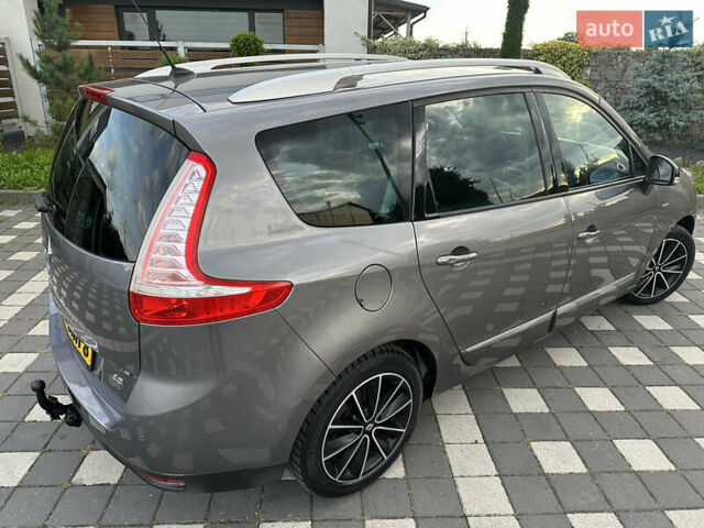 Серый Рено Гранд Сценик, объемом двигателя 1.6 л и пробегом 224 тыс. км за 10550 $, фото 42 на Automoto.ua