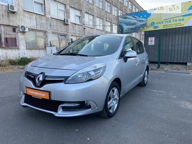 Серый Рено Гранд Сценик, объемом двигателя 1.5 л и пробегом 167 тыс. км за 10400 $, фото 1 на Automoto.ua