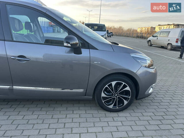 Серый Рено Гранд Сценик, объемом двигателя 1.5 л и пробегом 173 тыс. км за 10999 $, фото 20 на Automoto.ua