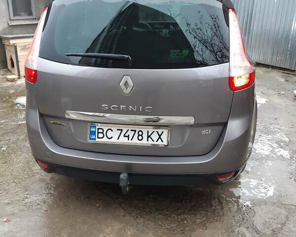 Серый Рено Гранд Сценик, объемом двигателя 1.5 л и пробегом 257 тыс. км за 8700 $, фото 4 на Automoto.ua