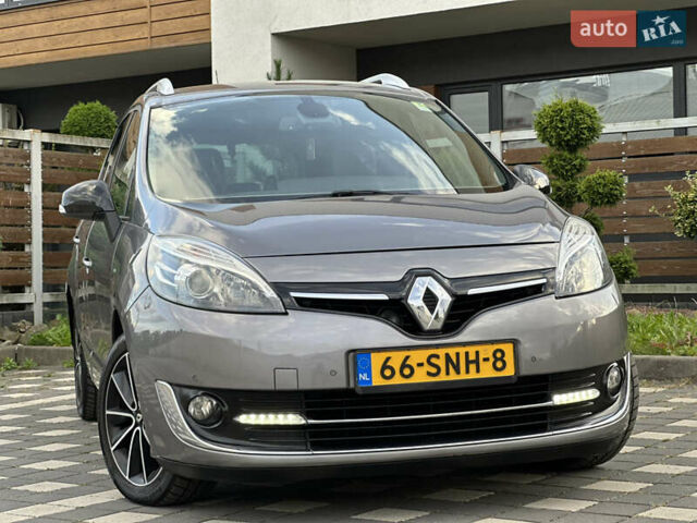 Серый Рено Гранд Сценик, объемом двигателя 1.6 л и пробегом 224 тыс. км за 10550 $, фото 20 на Automoto.ua
