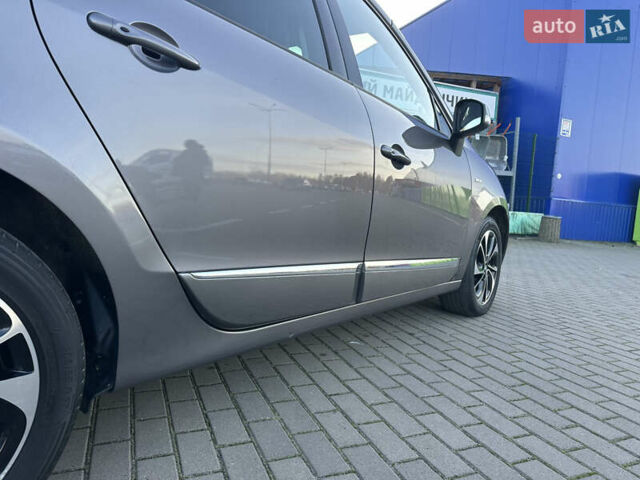Серый Рено Гранд Сценик, объемом двигателя 1.5 л и пробегом 173 тыс. км за 10999 $, фото 18 на Automoto.ua