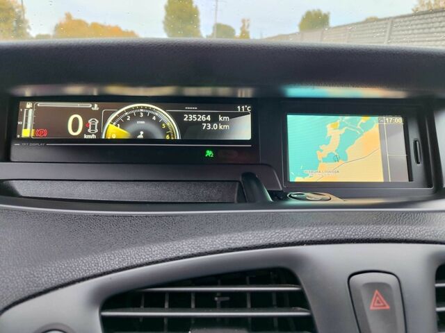 Сірий Рено Гранд Сценік, об'ємом двигуна 1.5 л та пробігом 235 тис. км за 9650 $, фото 12 на Automoto.ua