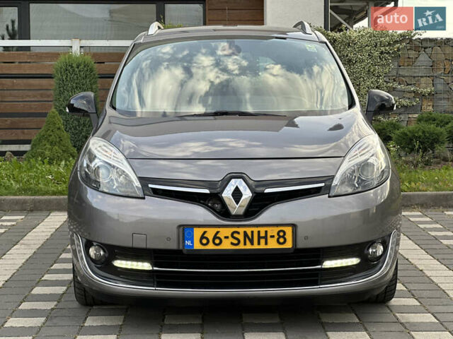 Серый Рено Гранд Сценик, объемом двигателя 1.6 л и пробегом 224 тыс. км за 10550 $, фото 46 на Automoto.ua