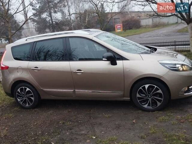 Серый Рено Гранд Сценик, объемом двигателя 1.5 л и пробегом 205 тыс. км за 10400 $, фото 16 на Automoto.ua