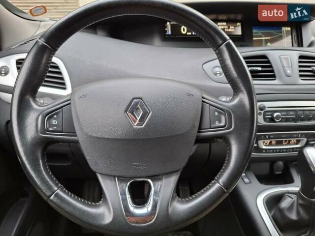 Серый Рено Гранд Сценик, объемом двигателя 1.5 л и пробегом 263 тыс. км за 8600 $, фото 14 на Automoto.ua