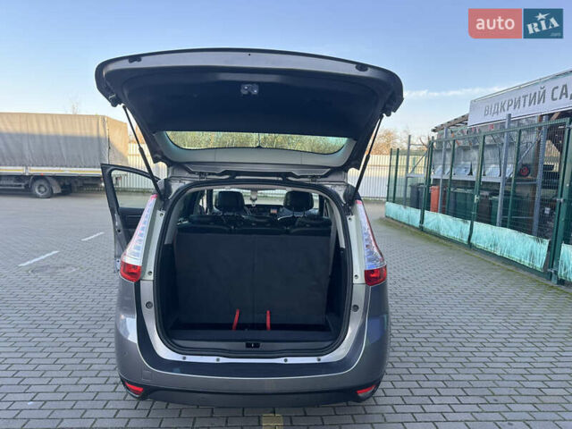 Серый Рено Гранд Сценик, объемом двигателя 1.5 л и пробегом 173 тыс. км за 10999 $, фото 50 на Automoto.ua